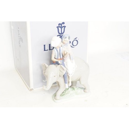 631 - A Lladro No: 05352 