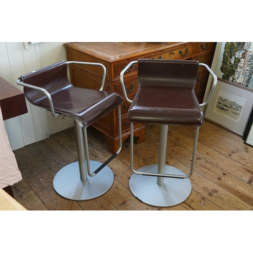 472 - A Pair of Retro adjustable 