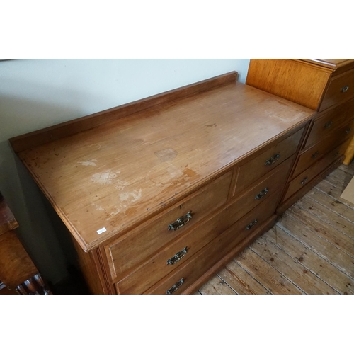 476 - A Victorian Chestnut Straight Front Chest of Two Short over Two Long Drawers with Brass Handles. Mea... 