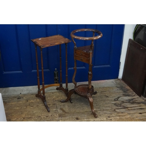 436 - A Georgian design Wash, Jug & Basin stand with Triangular Drawers, Swept out feet & an inlaid Top Si... 