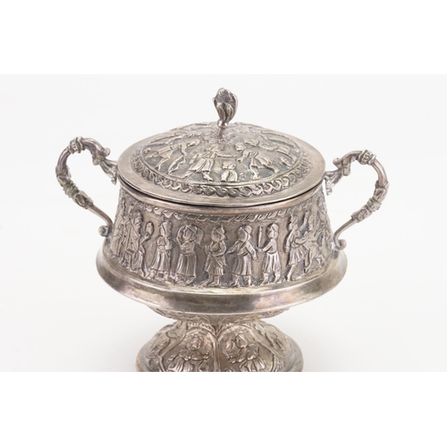 46 - Iranian Silver Two Handled decorated Dish with matching lid. Weighing: 81.7 Grams.