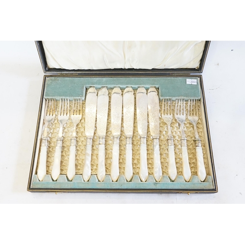 53 - A Silver Plated Cased Set of Mother of Pearl handled Fish Knives & Forks.