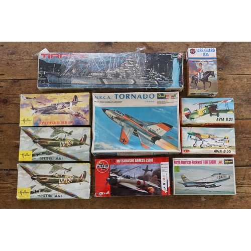 1086 - A Collection of 10 x Unmade Plastic Kits to include 2 x KP Plastikovy model planes, 2 x Revell Kits,... 