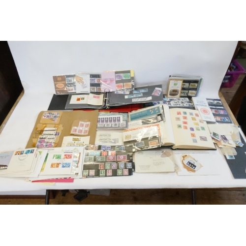 322 - A General Collection of Stamps to include FDC's, Mint Stamps, 1960s, 1970s & 1980s. Needs Viewing.