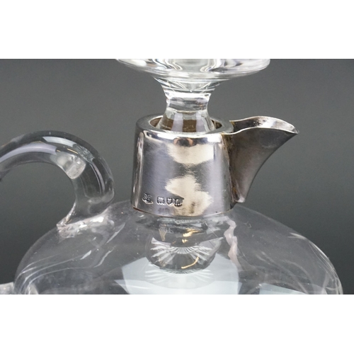 29 - A Victorian 1901 London silver topped decanter, by Robert Pringle & Sons.