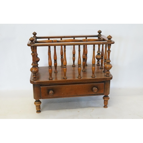 591 - A Victorian Mahogany & Beech Framed Canterbury fitted with a Single Drawer with turned supports. Mea... 