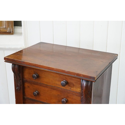 482 - A Victorian Walnut Wellington Chest with Locking Pilaster with a bank of seven Graduated drawers. Me... 