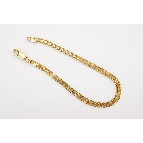 157 - A 9ct Chain Link Bracelet. Weight 4.8g.