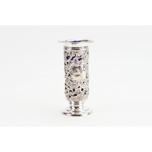 8 - An 1903 Edwardian Silver vase by 