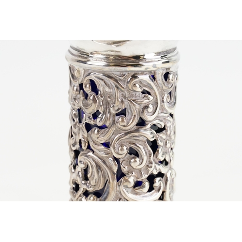 8 - An 1903 Edwardian Silver vase by 