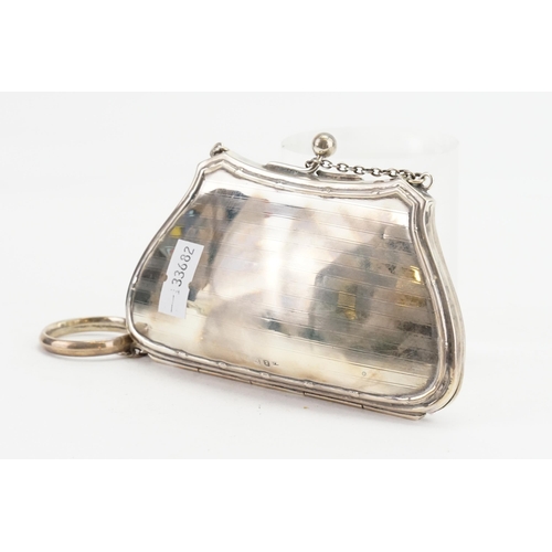 13 - A 1914 Silver Purse, marked WD. Weight 30g. AF.