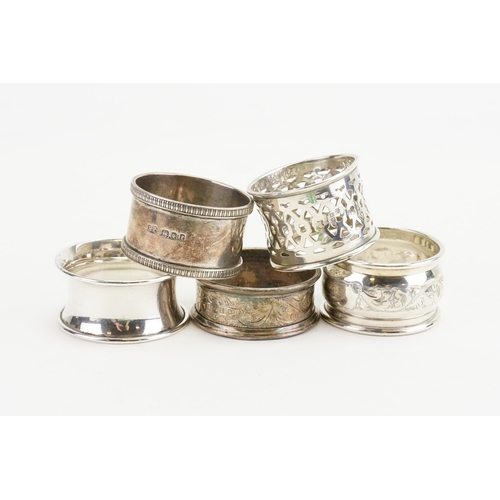 21 - A Collection of Five various Silver Napkin Rings. Weight: 83g.