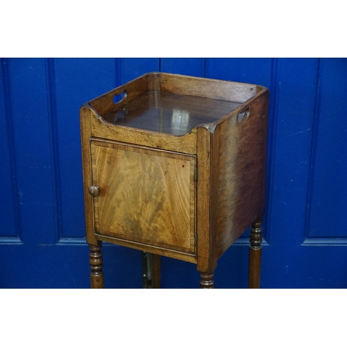 499 - A Georgian Mahogany Tray Topped Bedside Table fitted a single door with turned legs. Measuring: 36cm... 