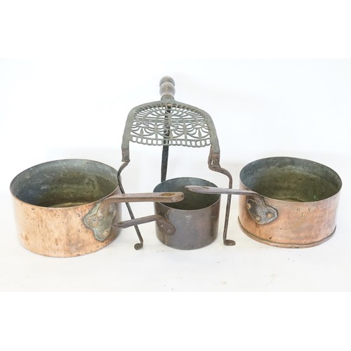 604 - A Collection of Brass items to include a Brass Trivet & Three Cast Iron & Copper Saucepans.