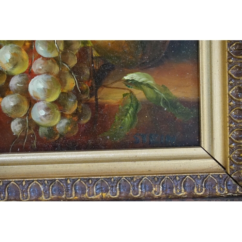 665 - An Vintage Oil on Board Painting of a Table with Fruit in a Gilt Frame. Measuring: 40cms x 36cms.