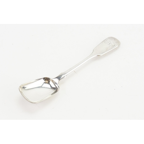 73 - A 1845 Victorian London Silver sugar Spoon. Weight 30g.