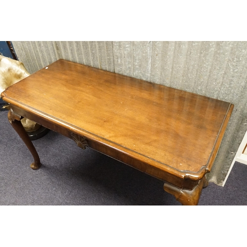 552 - A George II designed Mahogany Entrance Hall Side Table in the Irish Taste resting on Elongated Pad F... 