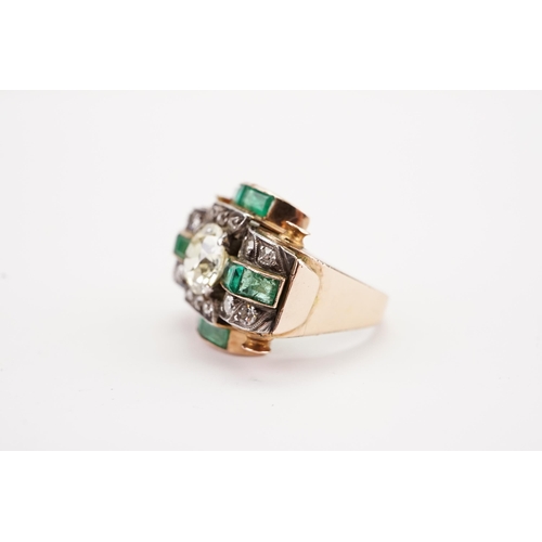 175D - A antique art deco diamond and emerald set ring, set with a approx 2ct round cut possible fancy yell... 