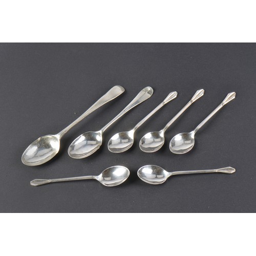 44 - Two Georgian Silver Tea Spoons & modern Silver Coffee Spoons. Weighing: 53 grams.