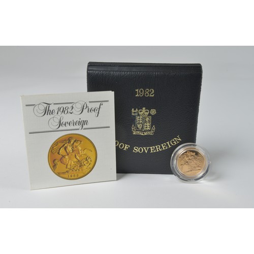 234 - A Royal Mint 1982 Full Proof Sovereign Gold Coin in the Original Case with Booklet.