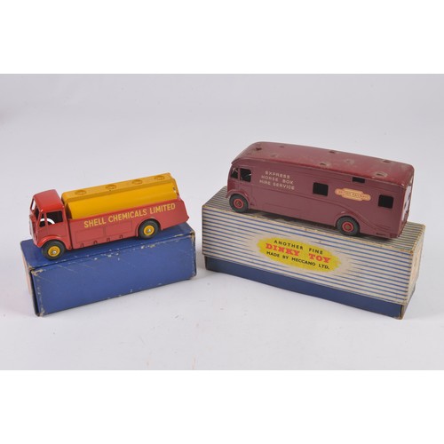 914 - Two Original 1950s Dinky models to include No: 981/581 