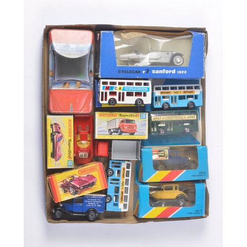 1026 - A Tray of 9 x Matchbox 1/75 models to include a Boxed 