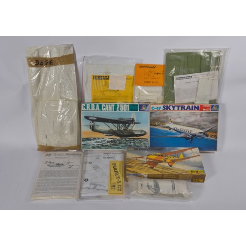 1058 - A Collection of 10 x Unmade Plastic Plane Kits to include makers 2 x Italeri, Heller, Airframe, Airm... 