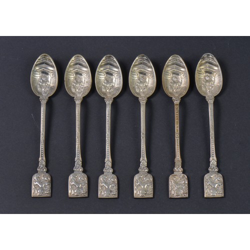 17 - A Set of Six (800) standard Tea Spoons with stamped Bowls. Weighing: 69 grams.