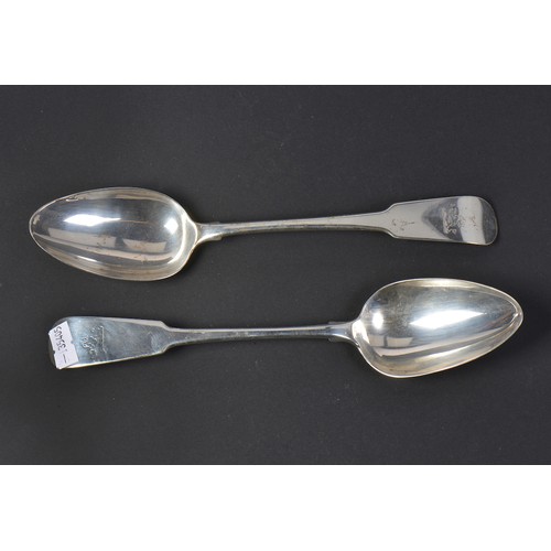 29 - A Pair of Irish Fiddle Pattern Silver Table Spoons. Maker's mark S N, crested Lion on Rope of Dignit... 