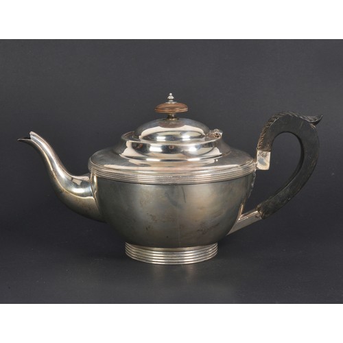 49 - A Georgian design ribbed Silver Tea Pot, Sheffield E. Maker: H W. Weighing: 478 grams. (Gross).