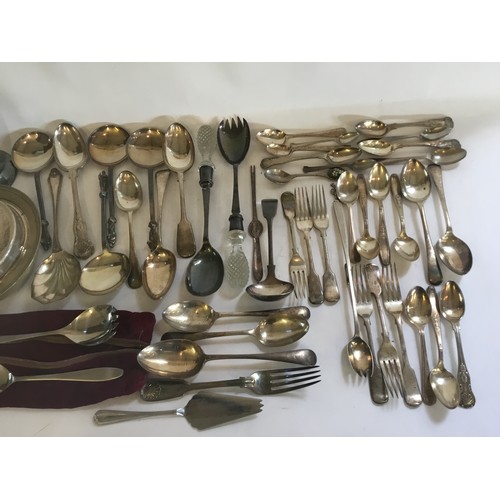 106 - A Set of Four Victorian Silver Plated Apostle Spoons, Salad Servers, Ladles, Hot Water Jug, Muffin D... 