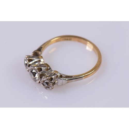 157 - A Ladies 18ct Gold set with Illusion Set Diamonds. Weighing: 3.2 grams. Size: K.