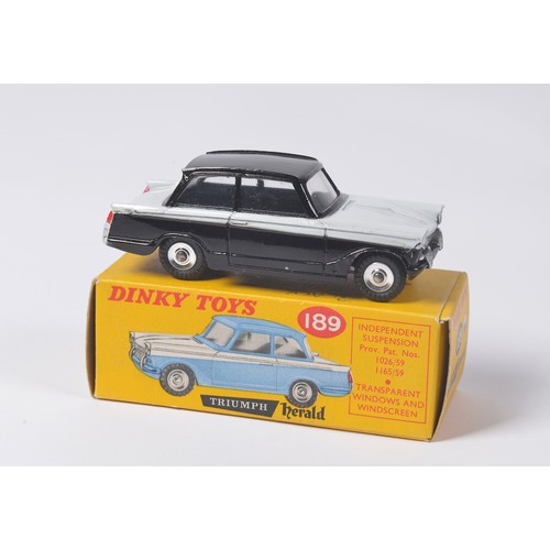 551 - A Scarce model of a Dinky No: 189 