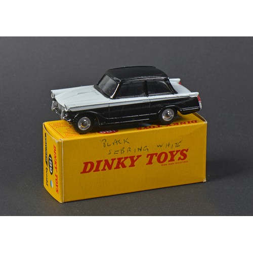 551 - A Scarce model of a Dinky No: 189 