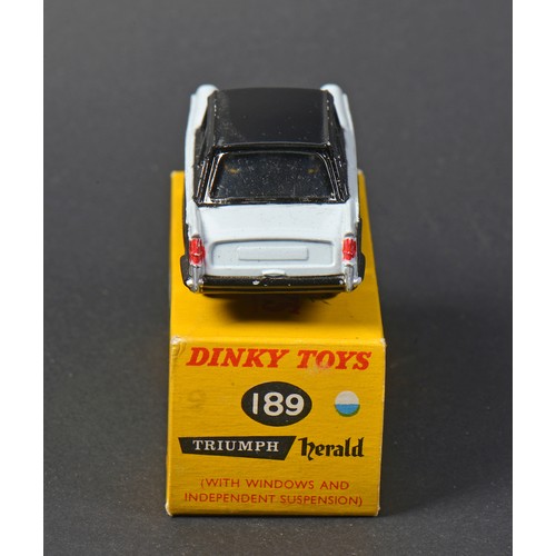 551 - A Scarce model of a Dinky No: 189 