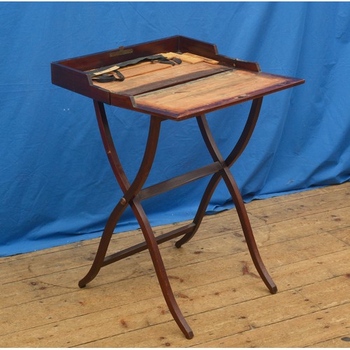 571 - A Victorian Mahogany Folding Ladies Coaching Table with Brass Lock. Measuring: 57cms x 56cms x 80cms... 