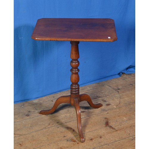 602 - A Victorian Tilt-Top Tea Table resting on a Tripod Base. Measuring: 50cms x 38cms x 69cms high.