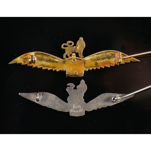 63 - A 9ct Gold Regimental Brooch with a Lion Gardant, Red enamelled Crown & Wings of Victory. Weighing: ... 