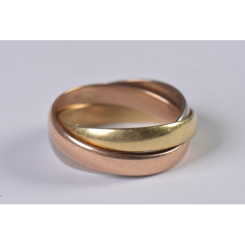 79 - A 18ct Gold Russian design Three Coloured Gold Wedding Band. Weighing: 5 Grams. Size: J/K.