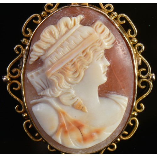 110 - A 9ct Gold Cameo Brooch set with a Classical Tudor Maiden.