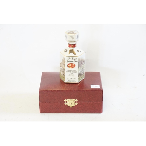 280 - An Unopened 'Gordon Highlander' 12 Years Old Single Malt Scotch Whisky Fox Hunting Decanter (10cl) i... 