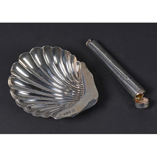 42 - A Silver Shell shaped Butter Dish & a Silver Cigar Holder. Weighing: 46 grams.