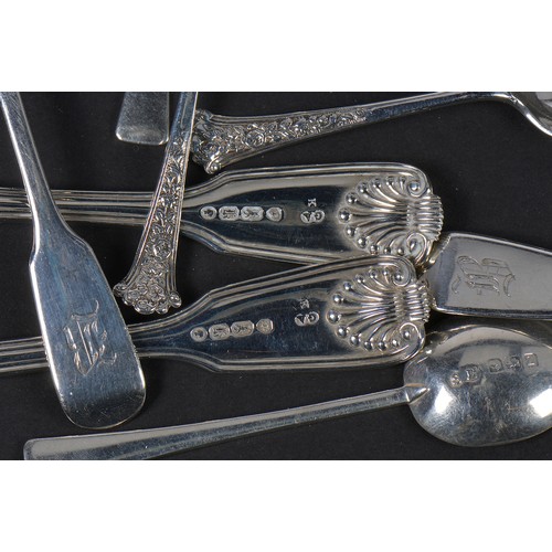 62 - A Pair of Victorian Fiddle & Shell Mustard Spoons, two smaller spoons & a collection of condiment sp... 