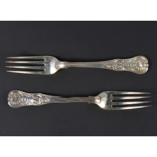 68 - A Pair of Victorian Silver Kings Pattern Table Forks. London D. Maker: William Eley. Weighing: 206 g... 