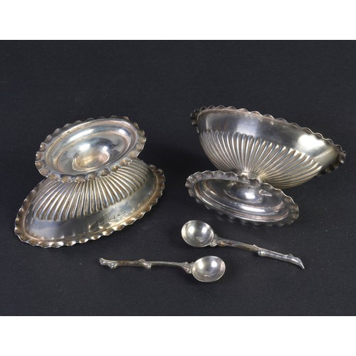 91 - Two Victorian Silver Salt Cellars with Crimped Edges & Two Spoons. Weighing: 71 grams.