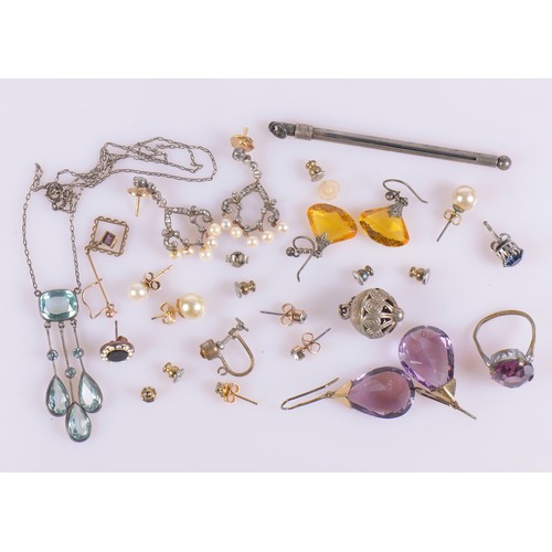 165 - A Pair of 18ct Gold Drop Earrings along with a Pair of Amethyst & various other items of Costume Jew... 