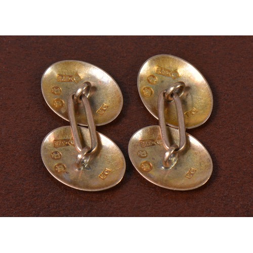 200 - A Pair of Victorian 9ct Gold engraved Cufflinks. Weighing: 3.2 grams.