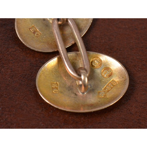 200 - A Pair of Victorian 9ct Gold engraved Cufflinks. Weighing: 3.2 grams.