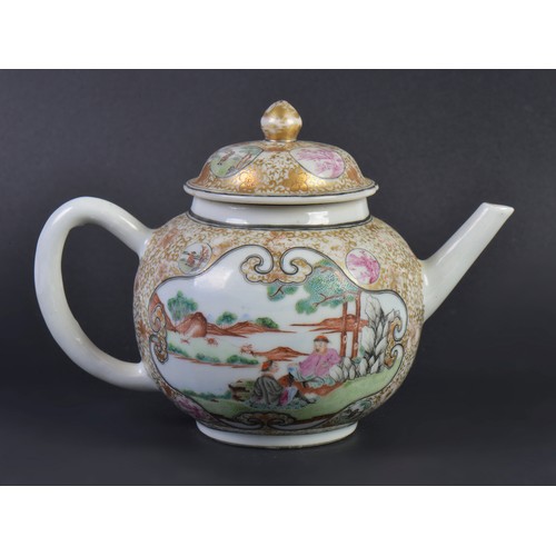 354 - A 17th/18th Century Famile Rose Tea Pot. Measuring: 12.5cms high.