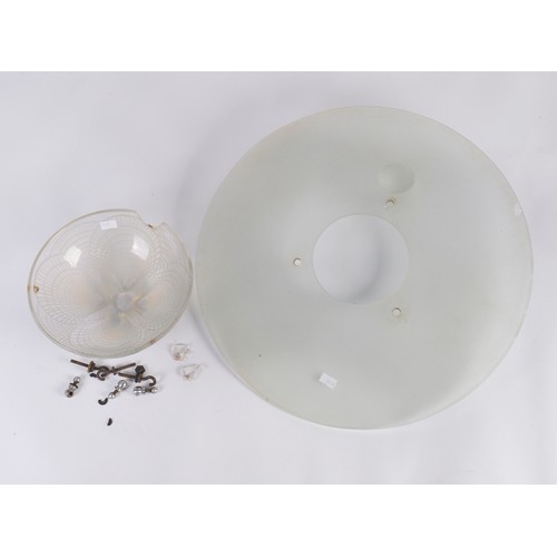 986 - A Lalique Cocotte No: 8101 Bowl Ceiling Light with outer Glass Rim. (AF).